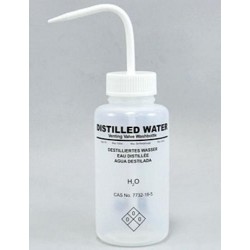 BRAND 500mL Wash Bottle with curved straw & self venting with metal ball valve: Chemical Name: Distilled Water White pkt/5