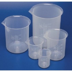 Beaker, 20mL, polypropylene, low form, with spout, graduated