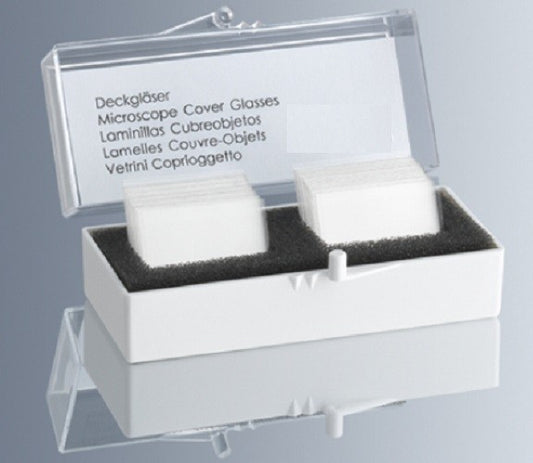 Marienfeld Cover slips 18 x 18mm, Thickness No. 1 (0.13 - 0.16mm), Borosilicate Glass 3.3, pkt/100